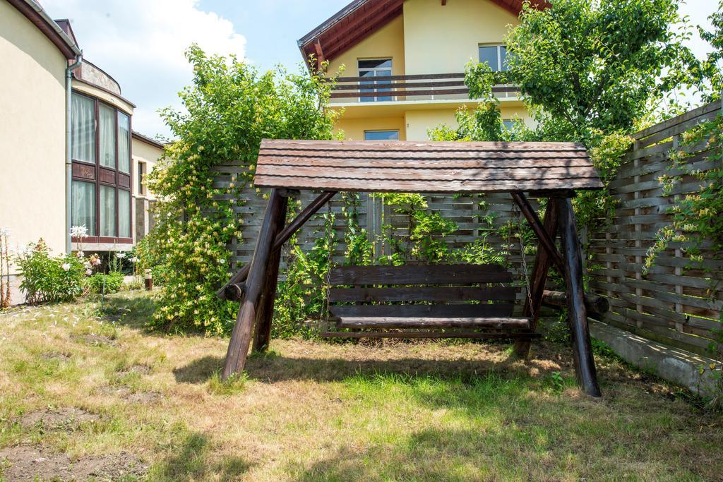 Aseltur Brasov Hotel Exterior photo